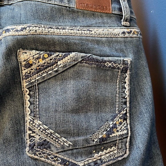 Maurice’s mid rise embellished jeans. - Picture 1 of 4